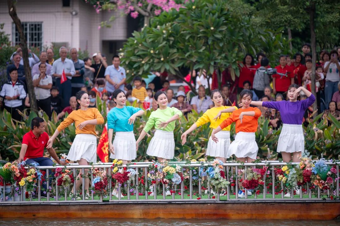 燃動(dòng)金秋 | 草艇競(jìng)渡，奪人風(fēng)采彰顯非遺文化瑰寶之韻(圖6)